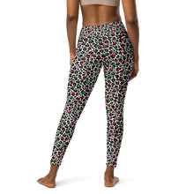 Load image into Gallery viewer, Christmas Leopard Yoga Leggings
