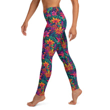 Load image into Gallery viewer, Jungle Floral Yoga Leggings
