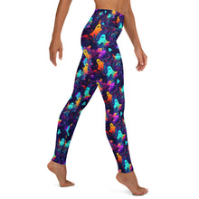 Load image into Gallery viewer, Ghost Swirl Yoga Leggings
