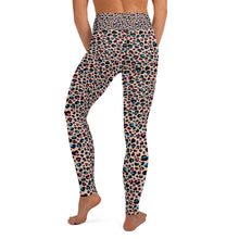 Load image into Gallery viewer, Cream Leopard Yoga Leggings
