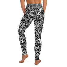 Load image into Gallery viewer, Black/White Leopard Yoga Leggings
