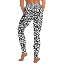 Load image into Gallery viewer, Snow Leopard Yoga Leggings
