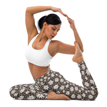 Load image into Gallery viewer, Leopard Daisy Yoga Leggings
