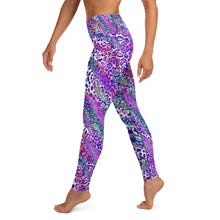 Load image into Gallery viewer, Cheetah Swirl Yoga Leggings
