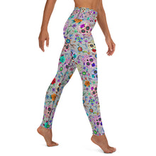 Load image into Gallery viewer, Grey Sugar Skull Yoga Leggings
